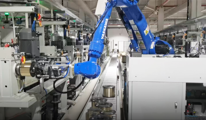 某钢帘线客户，安驰拉丝机集成控制器，配套机器人机械手上下盘，替代人工，提高劳动力